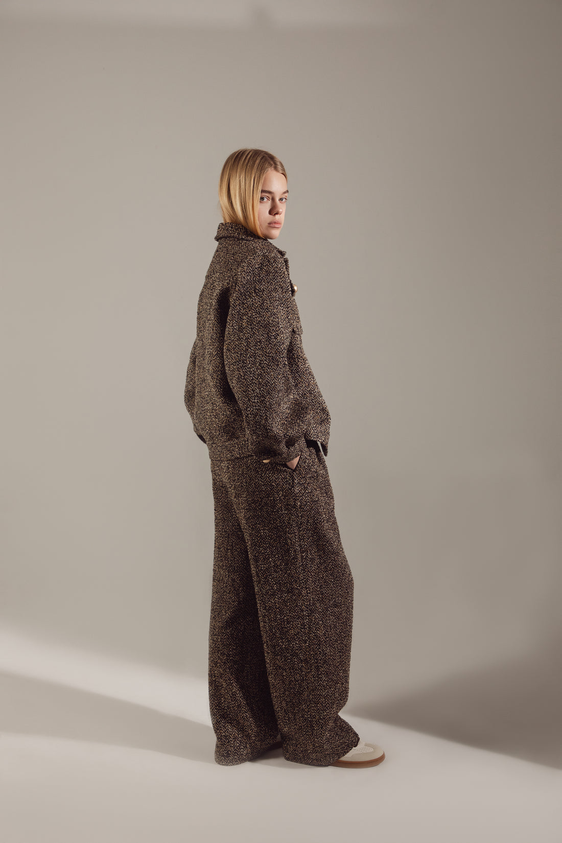 Deep Brown Wool-Blend Quiet Luxury Suit