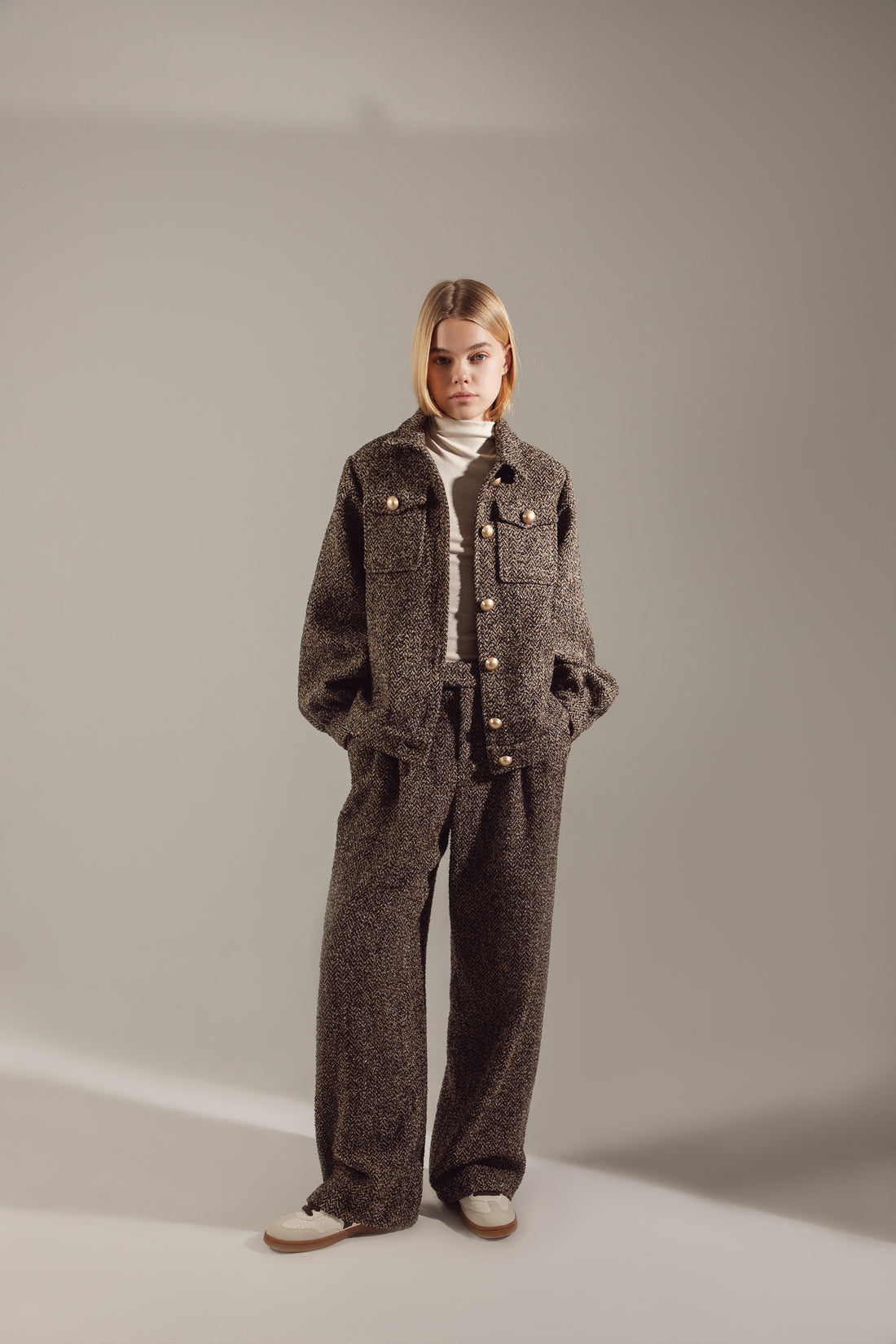 Deep Brown Wool-Blend Quiet Luxury Suit