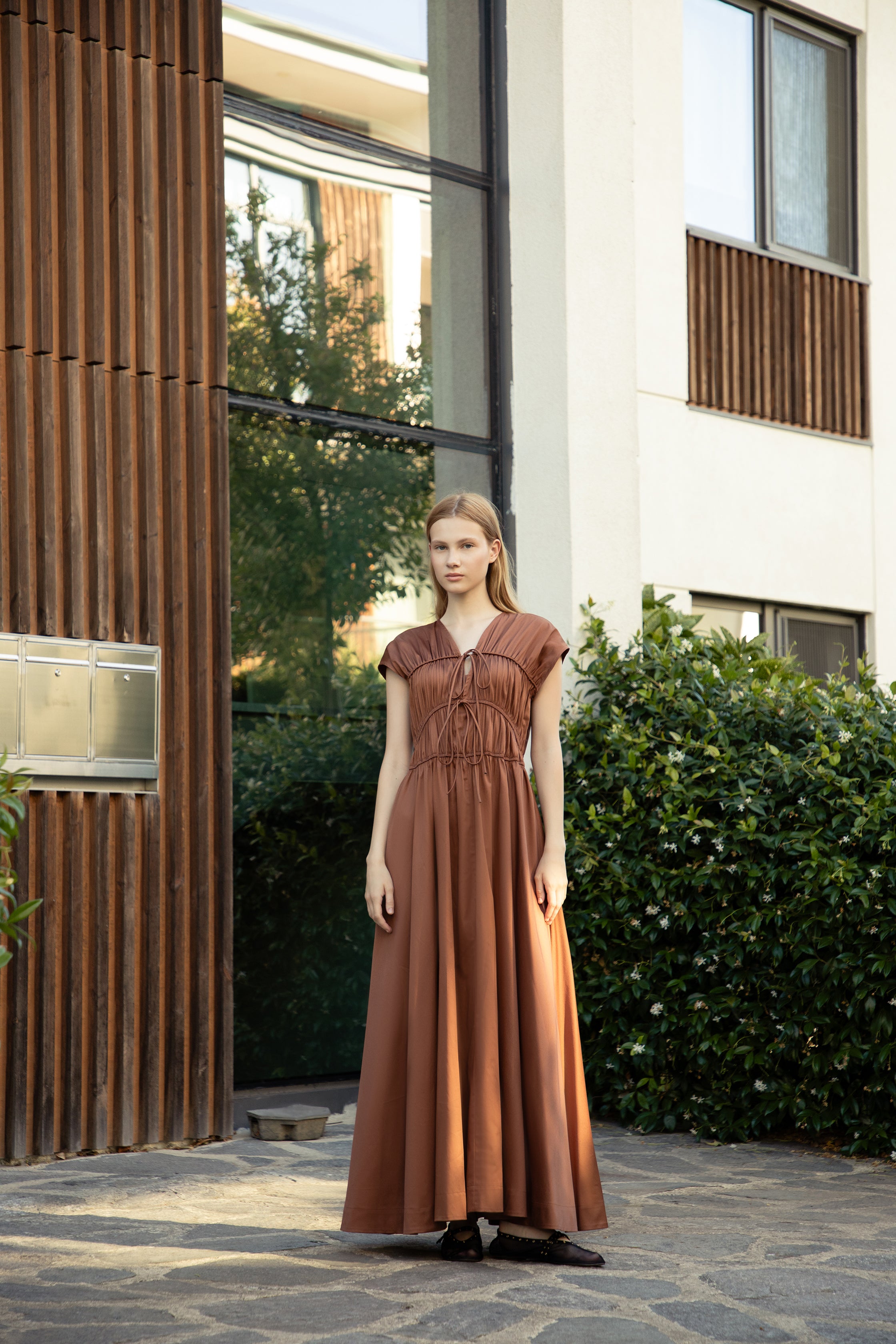 Spicy Caramel Poplin-Satin Bow Dress